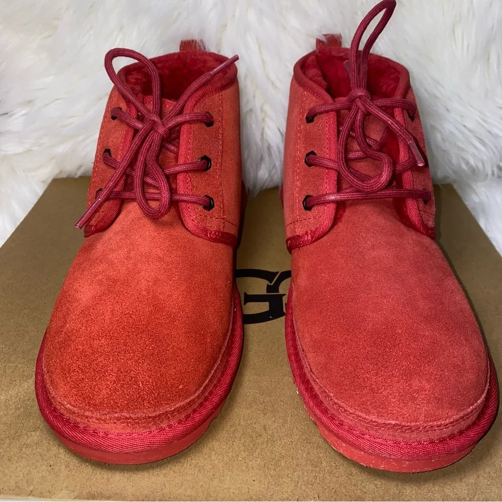 UGG Neumel boots size 9 men’s New